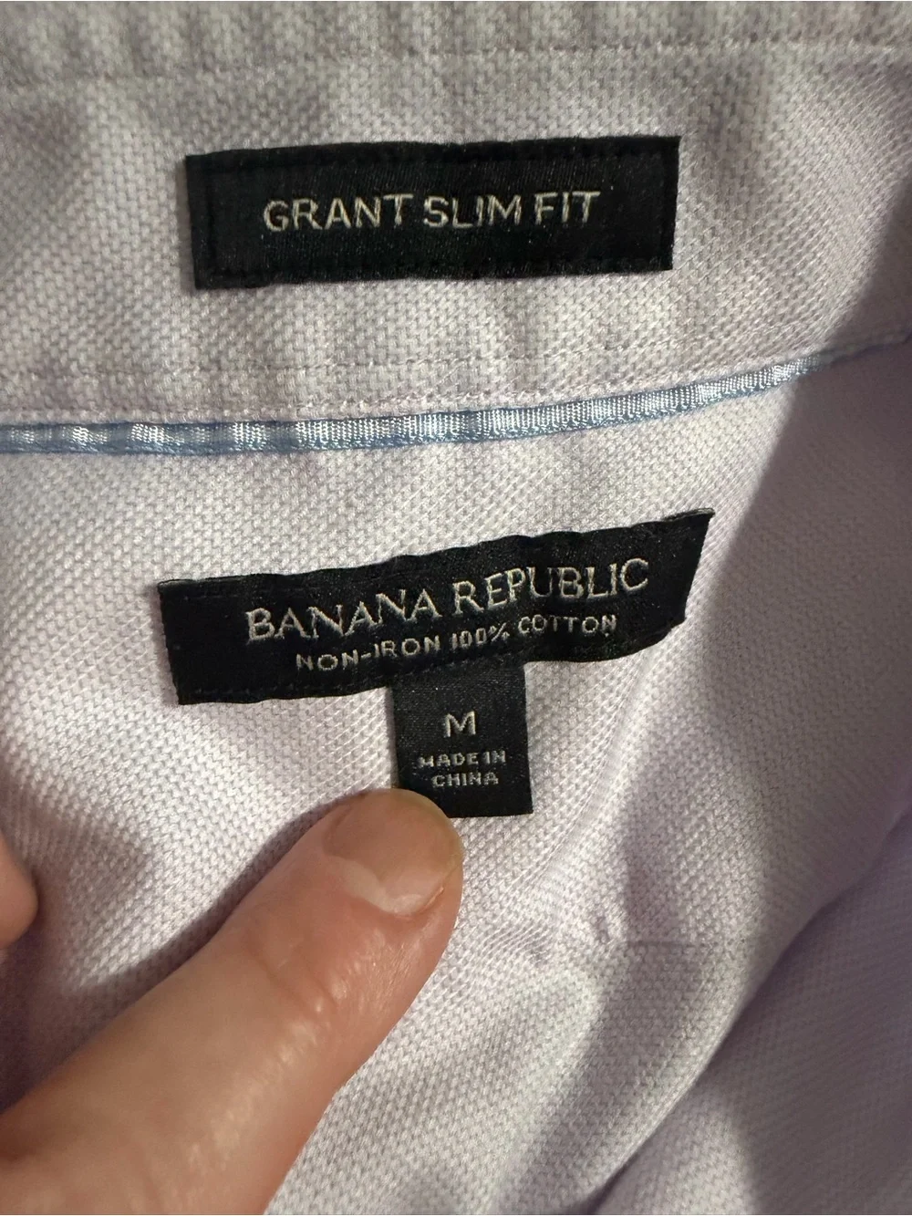 Banana Republic Non-Iron Preppy Grant Slim Fit Lavender Work Dress Shirt Medium.